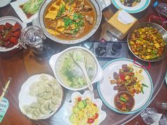 -东来菜馆•手抓海鲜家常菜•海鲜锅贴(鸽子窝店)