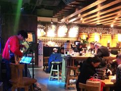 大堂-汉森熊啤酒屋(雨耕山店)