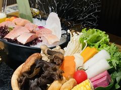 -湊湊火锅·茶憩(打浦桥日月光店)