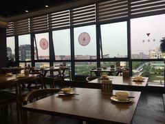 靠窗位-菩提树·素食餐厅(汇智国际商业中心店)