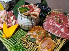-山川小町·极番烧肉(新地假日广场店)