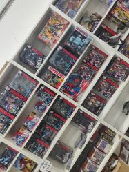-逝水玩具折扣店