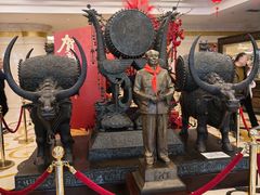 -华西龙希国际大酒店旅游观光景区