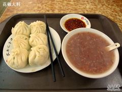 2两包子一碗粥总共8元-庆丰包子铺(和平里店)