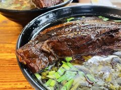 -小龙大肉面馆