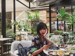 -théATRE CAKE 茶聚场(环球金融中心店)