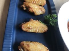 -必胜客(机场路店)