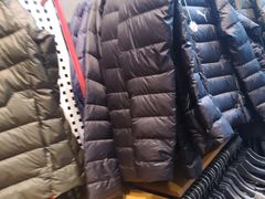 -PUMA品牌自营折扣店(苏州比斯特购物村店)