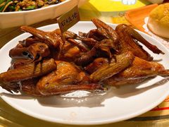 驰名石岐乳鸽-石岐佬中山菜馆(张溪店)