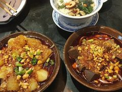 -巴四老城区炭火蛙锅(张江店)