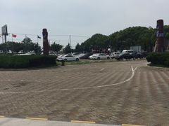 -野生动物园-停车场