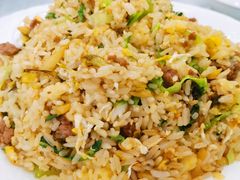 牛肉菘酸菜炒饭-六婶西关小厨(光塔路店)