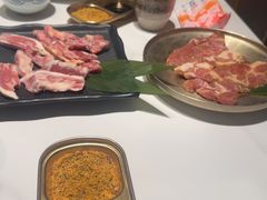 -红沃鳗鱼黑牛烤肉店(不老街店)
