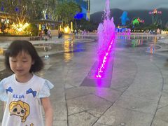 -喷泉广场餐厅·宵夜·海鲜烧烤大排档(长隆企鹅酒店)