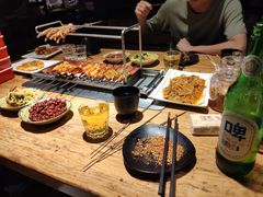 -悦屋老板娘的烤肉店(紫薇田园店)