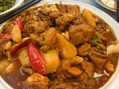 -汗腾格里·风味餐厅(新疆驻京办店)