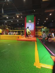 -蹦蹦跳跳(新奥购物中心店)