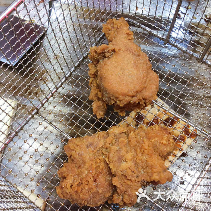 蓝色幺鸡图片 - 第1张