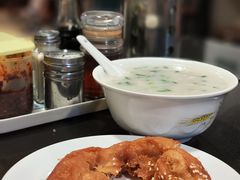 咸煎饼-伍湛记 · 广州老字号(龙津中路店)