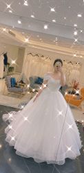 -拉瑞娜LaReine婚纱礼服高级定制