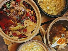 -有红鸡毛店·砂锅菜(抚琴夜市店)