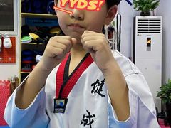 -健成运动中心·体适能跆拳道少儿格斗体考跳绳