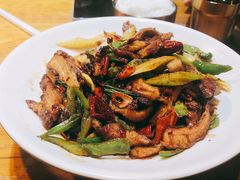 -柴窝堡22号辣子鸡·传承新疆菜