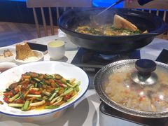 -香山湖家家宴(中山陵店)
