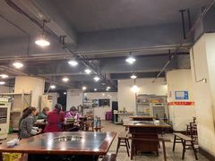 大堂-邓莽子老火锅(中兴路总店)