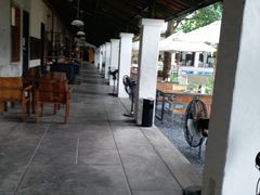 -喜洲吧·江畔老船厂·庭院餐厅(喜临院店)