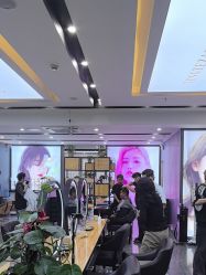 -藤野造型烫染·漂发