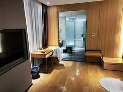 -优逸酒店(柳州窑埠古镇万象城店)