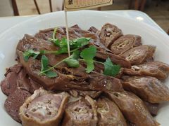 -陆记鹅庄·潮汕菜·狮头鹅(大仟里店)