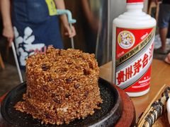 -包整·丝娃娃(一览甲秀楼风景店)