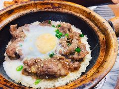 窝蛋牛肉煲仔饭-红星光发煲仔饭(大石街店)