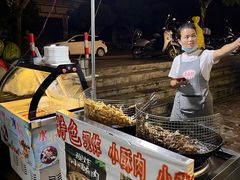 -黄利砖万峰林布依特色酸笋牛肉馆