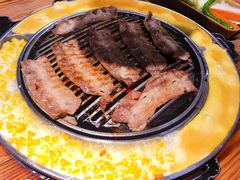 调味牛五花肉-青瓦炭韩潮烤肉(花园道店)