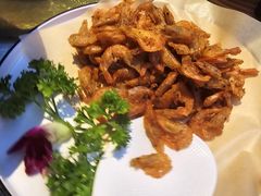 -阿瓦山寨·湘菜现炒·剁椒鱼头王(咸阳总店)