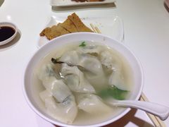 -老妈手工馄饨本帮浇头面(国权路店)