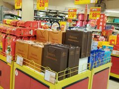 -华联商厦(火车站店)