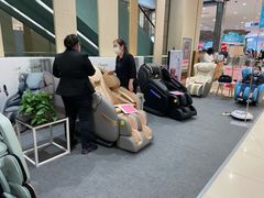 -永旺黄岛购物中心