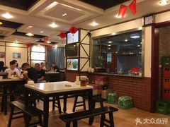 -沈姐万州烤鱼(沙坪坝七中店)