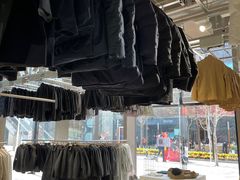 -迪桑特DESCENTE(北京三里屯BLANC店)