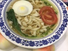 -红色根据地文化主题酒店(太湖街店)