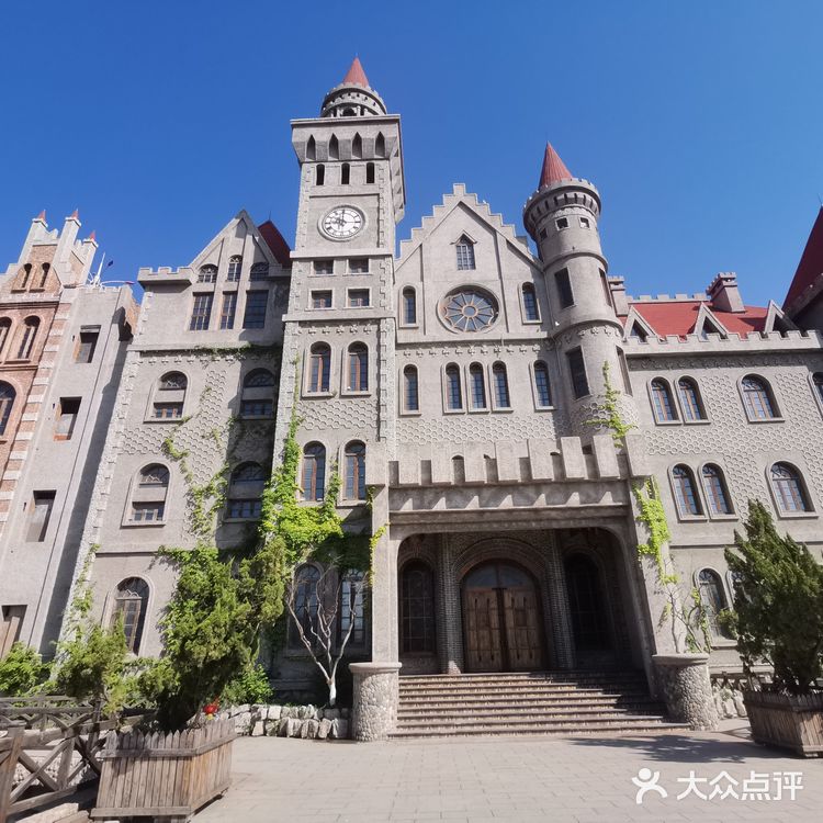 中华石园-西班牙巴塞罗那之天津分那[调皮]