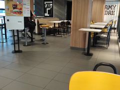 -麦当劳(电白服务区店)