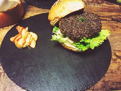 -HIGH FIVE哈福手工汉堡(桂林路店)