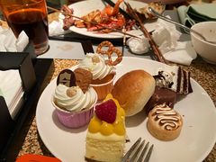 -怡咖啡海鲜自助餐厅(浦东香格里拉店)