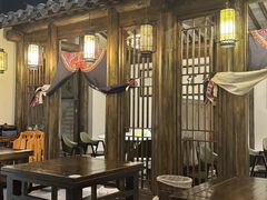 -聚汇三少·龙虾·中餐厅(莫邪路新天地店)