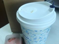 -瑞幸咖啡(巴黎春天陕西路店)